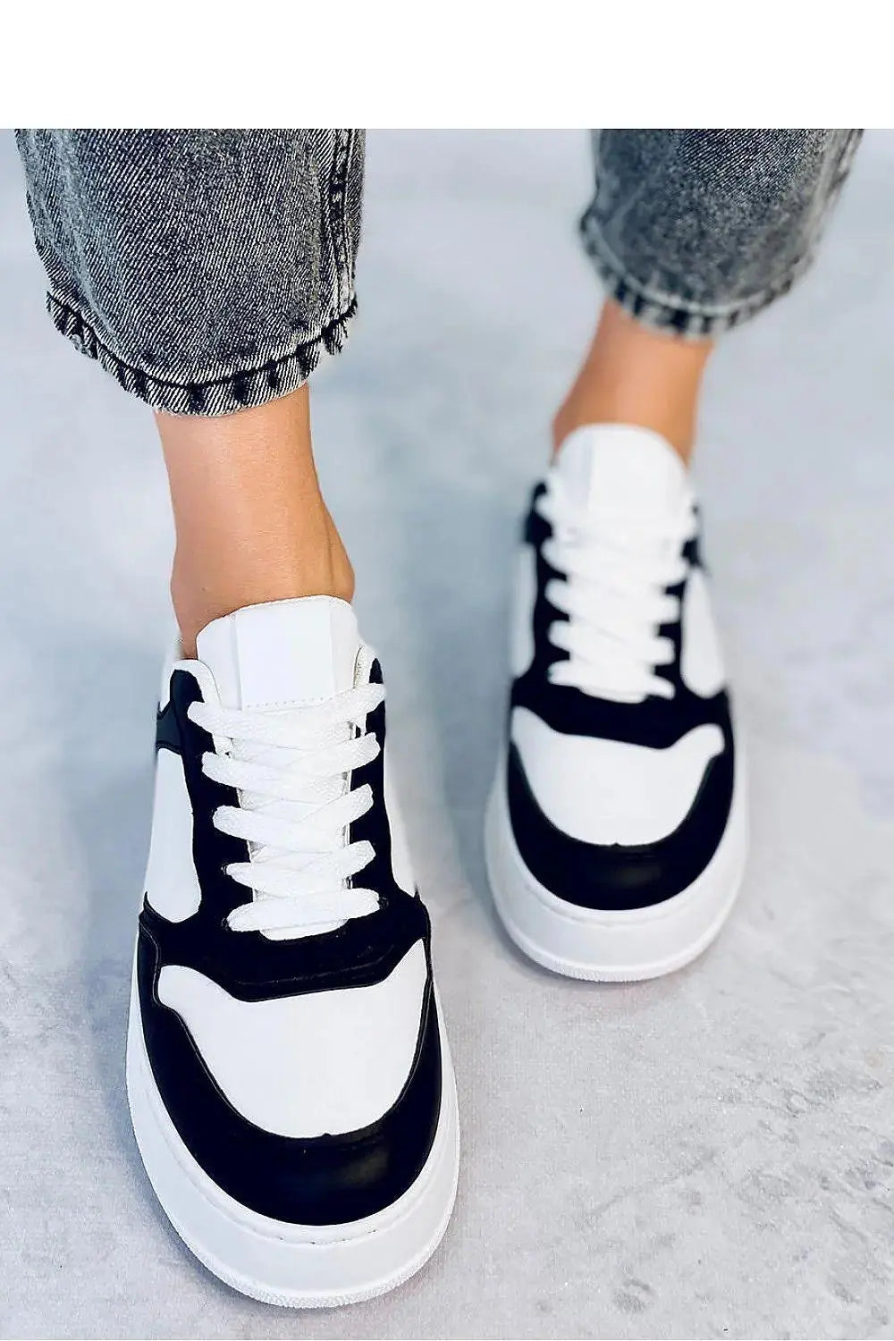 Sport Shoes model 184238 Inello  Adomoo