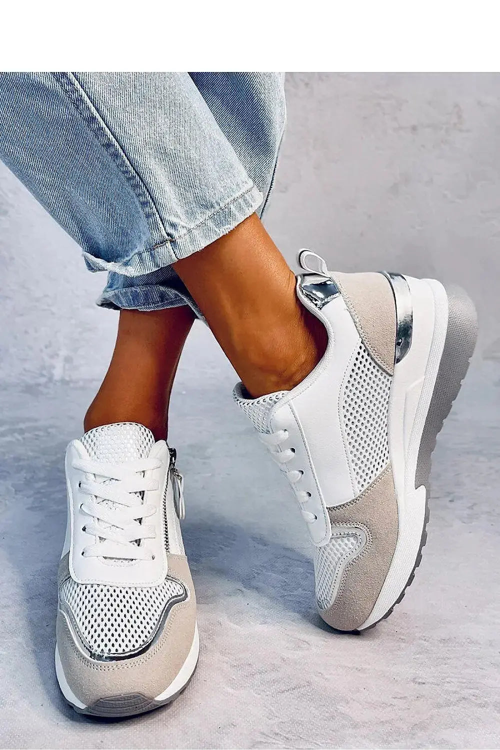 Sport Shoes model 184245 Inello  Adomoo