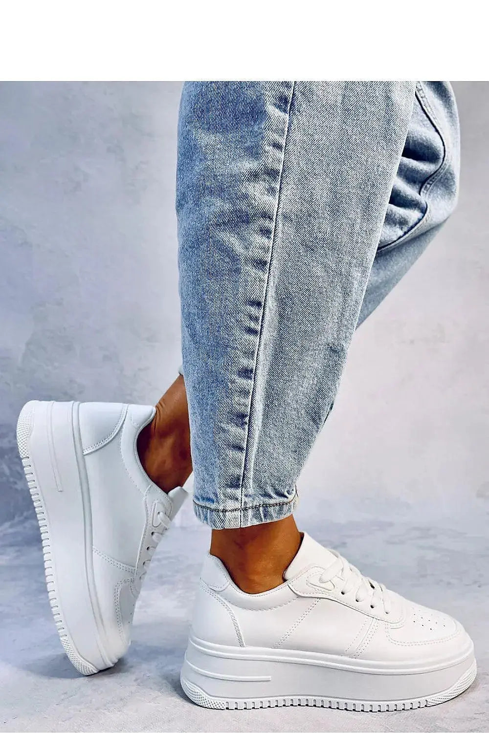 Sport Shoes model 184248 Inello  Adomoo