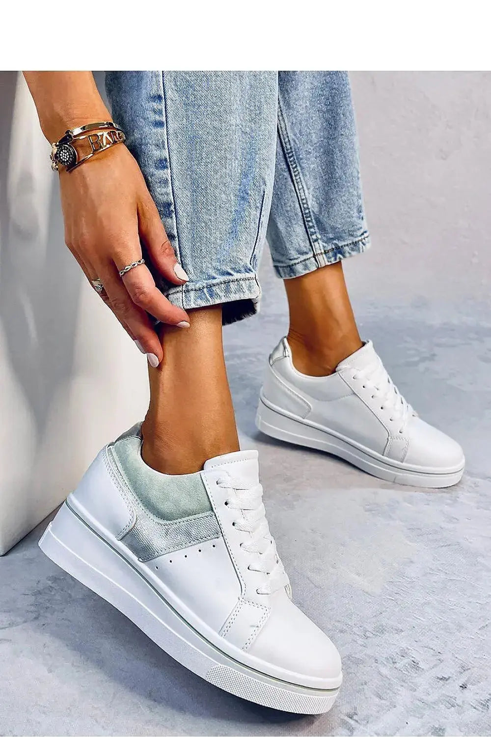 Sport Shoes model 184249 Inello  Adomoo