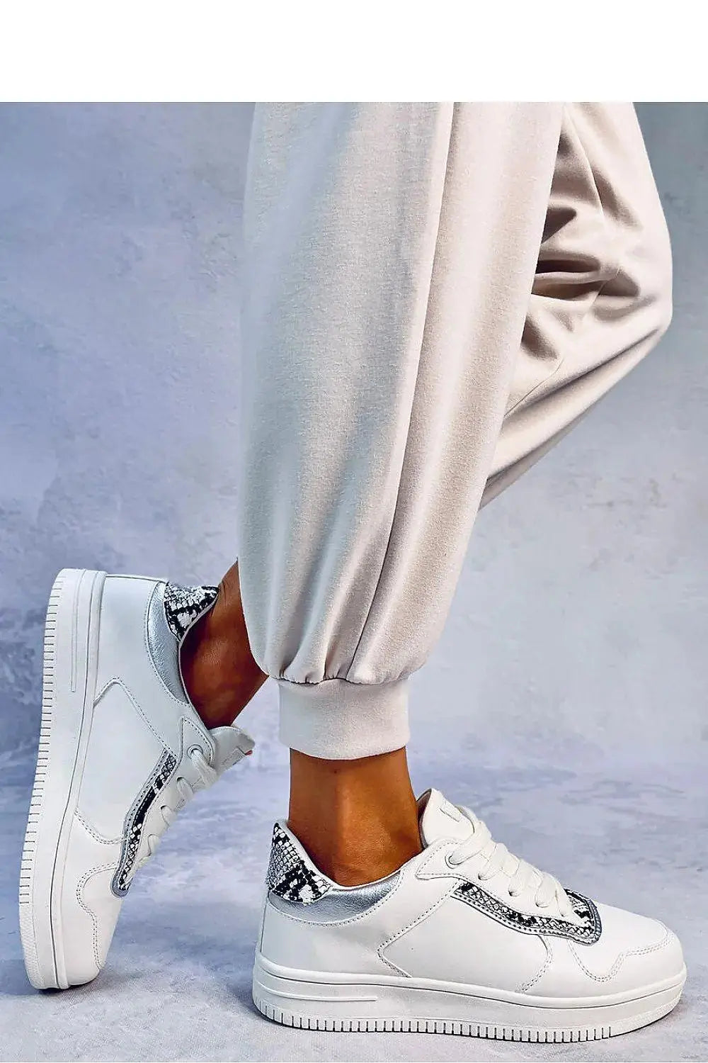 Sport Shoes model 184263 Inello  Adomoo