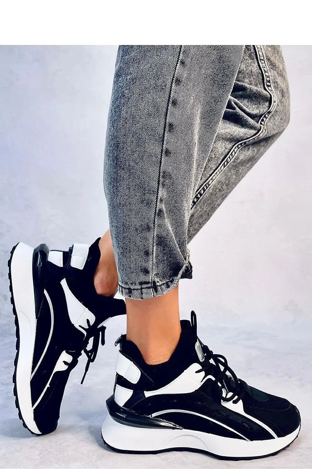 Sport Shoes model 184352 Inello  Adomoo