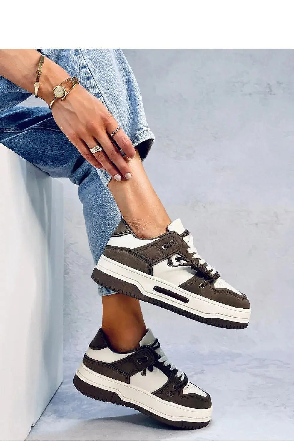 Sport Shoes model 184357 Inello  Adomoo