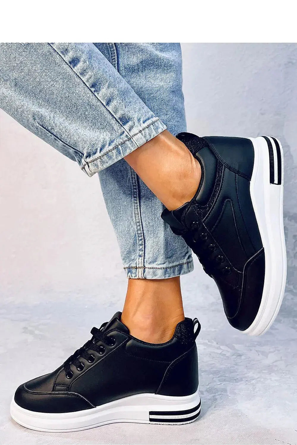 Sport Shoes model 184363 Inello  Adomoo