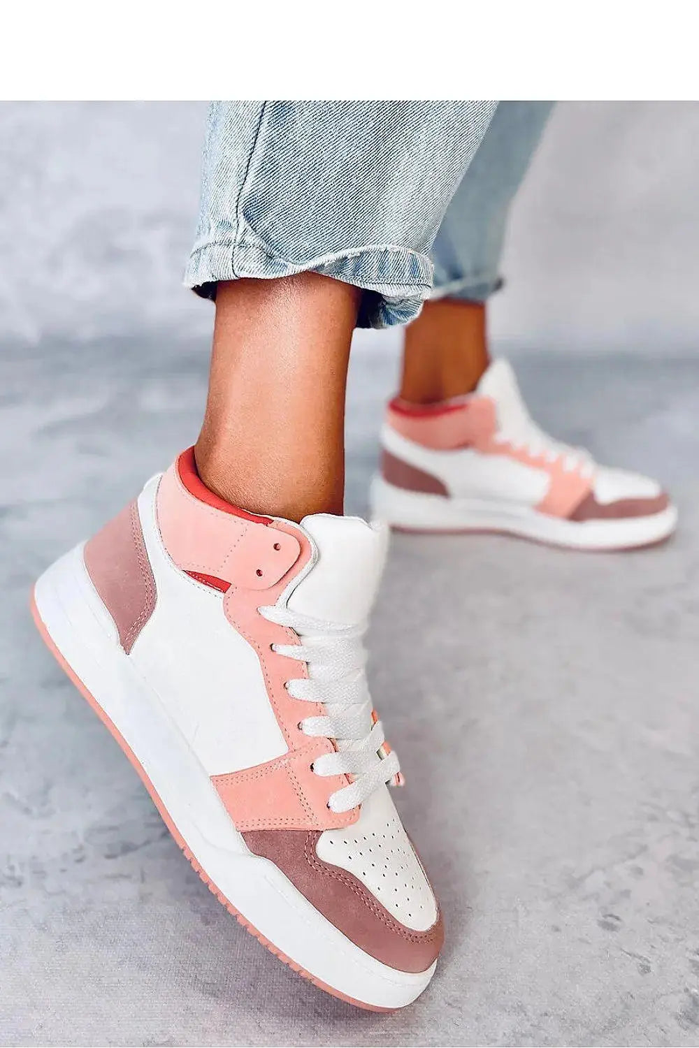 Sport Shoes model 186274 Inello  Adomoo