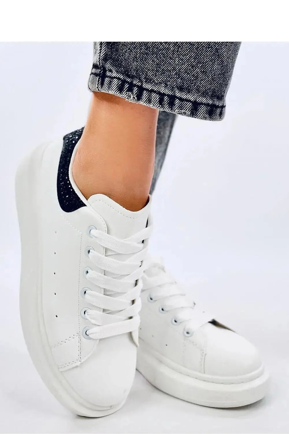 Sport Shoes model 192180 Inello  Adomoo