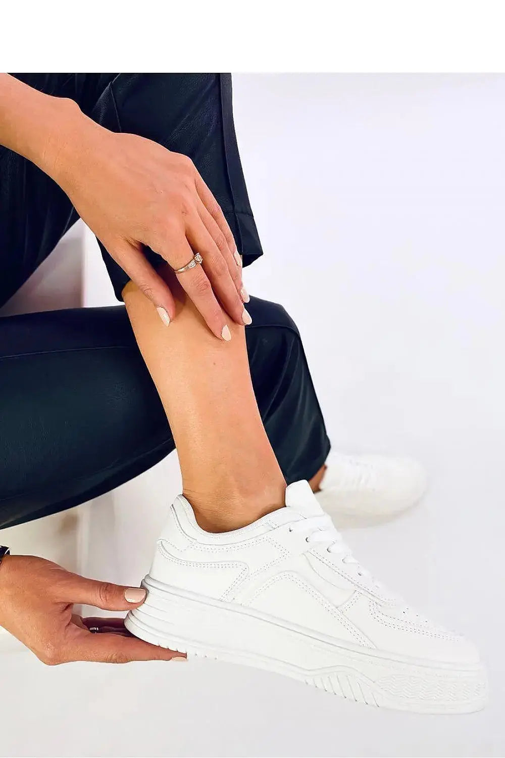 Sport Shoes model 192182 Inello  Adomoo