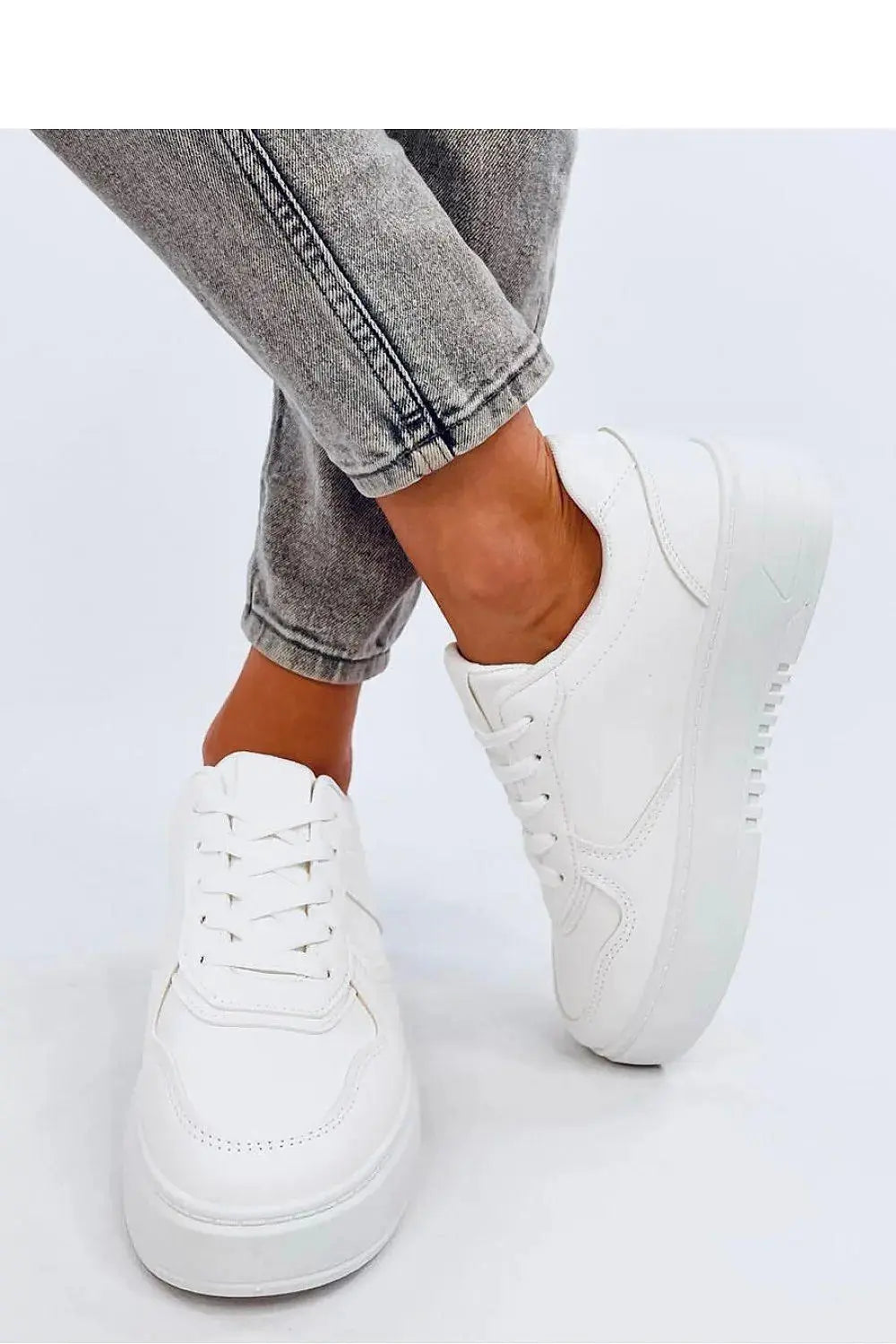 Sport Shoes model 194636 Inello  Adomoo