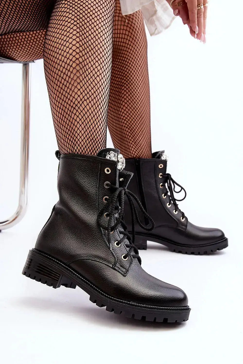 Step in style Women's bagger boots made of natural leather  Adomoo