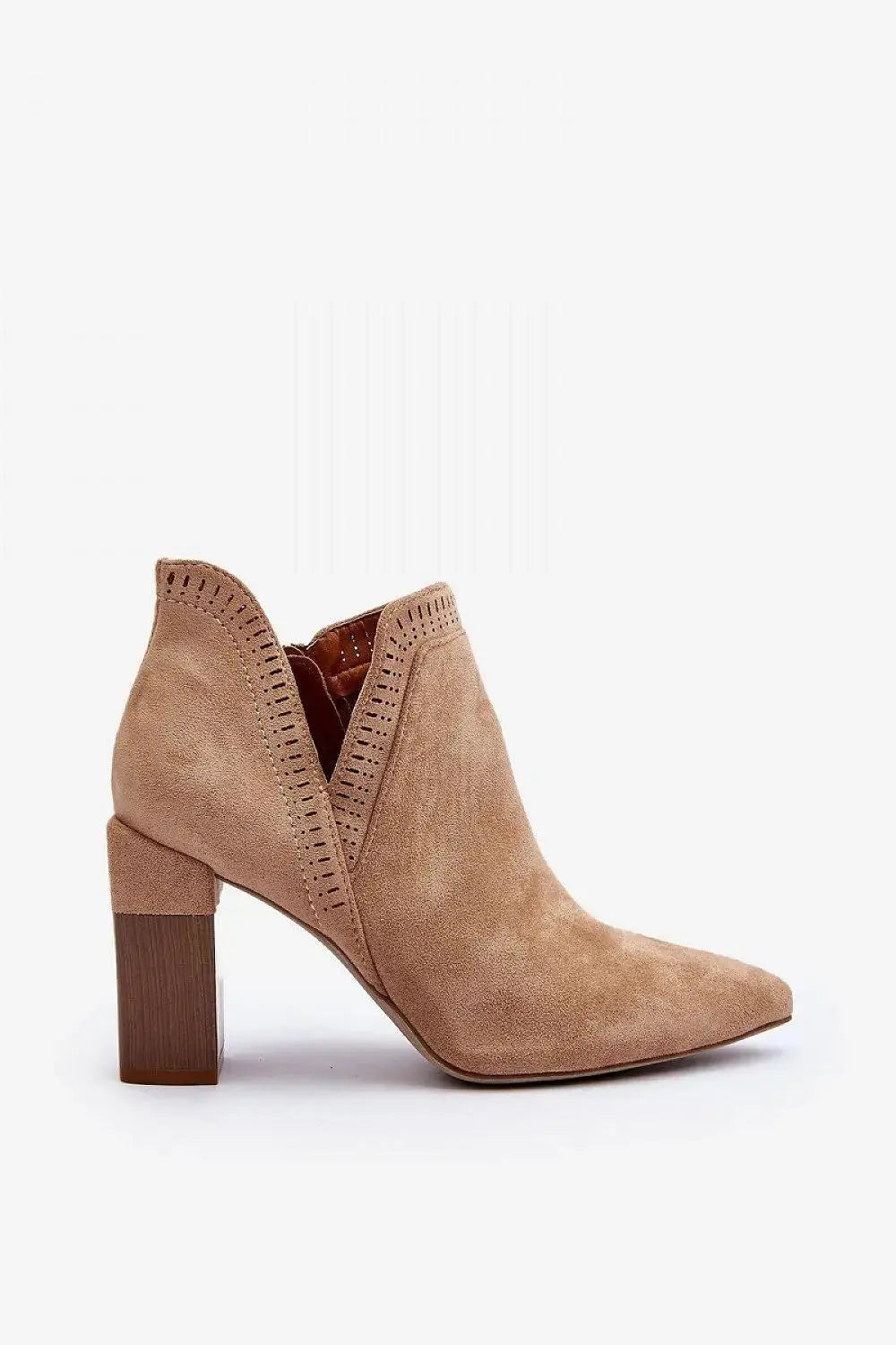 Step in style Women's boots made of eco-suede  Adomoo
