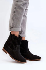 Step in style Women's boots made of natural suede  Adomoo