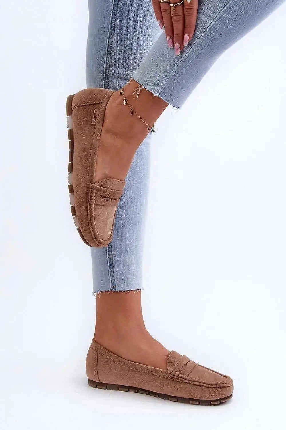 Step in style Women's moccasins from the BIG STAR brand  Adomoo