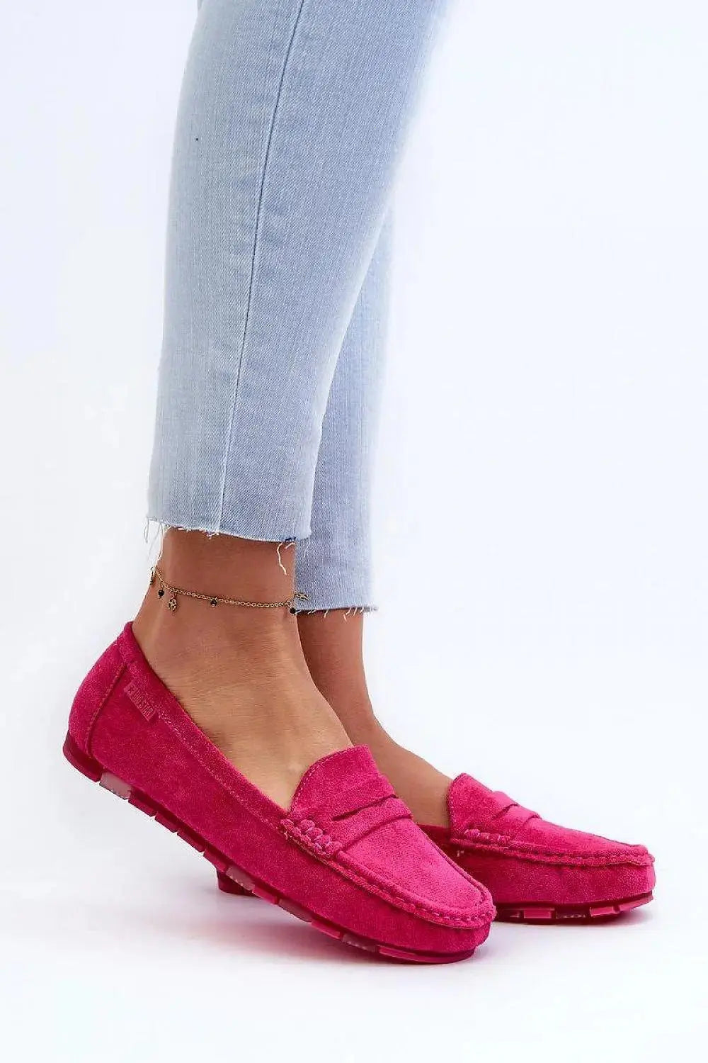 Step in style Women's moccasins from the BIG STAR brand  Adomoo