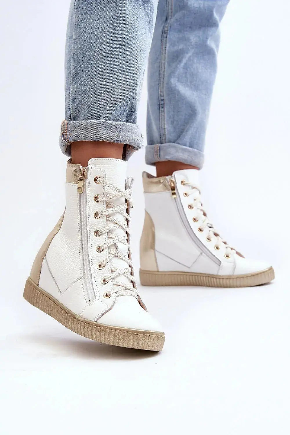 Step in style Women's wedge sneakers made of natural leather  Adomoo