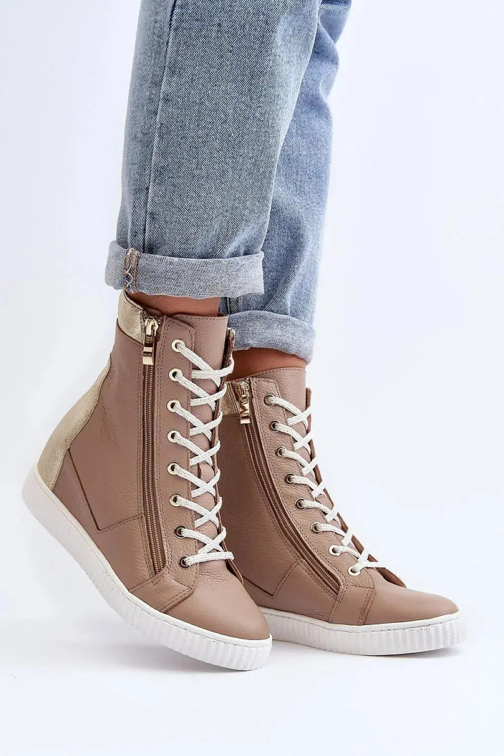 Step in style Women's wedge sneakers made of natural leather  Adomoo