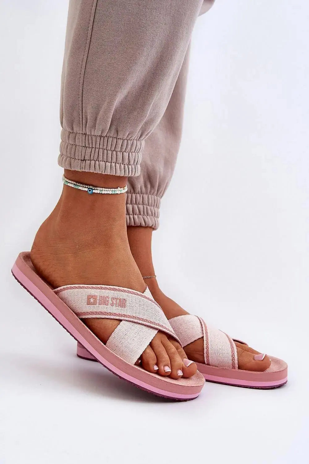 Step in style women's two intertwining straps flip-flops from the Big Star brand  Adomoo