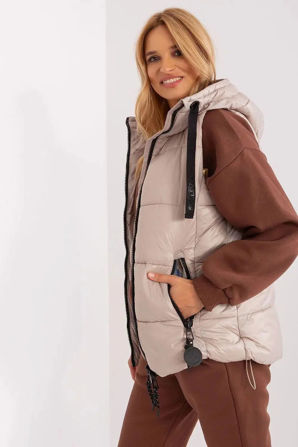 Sublevel Quilted, insulated zippered vest with hood  Adomoo