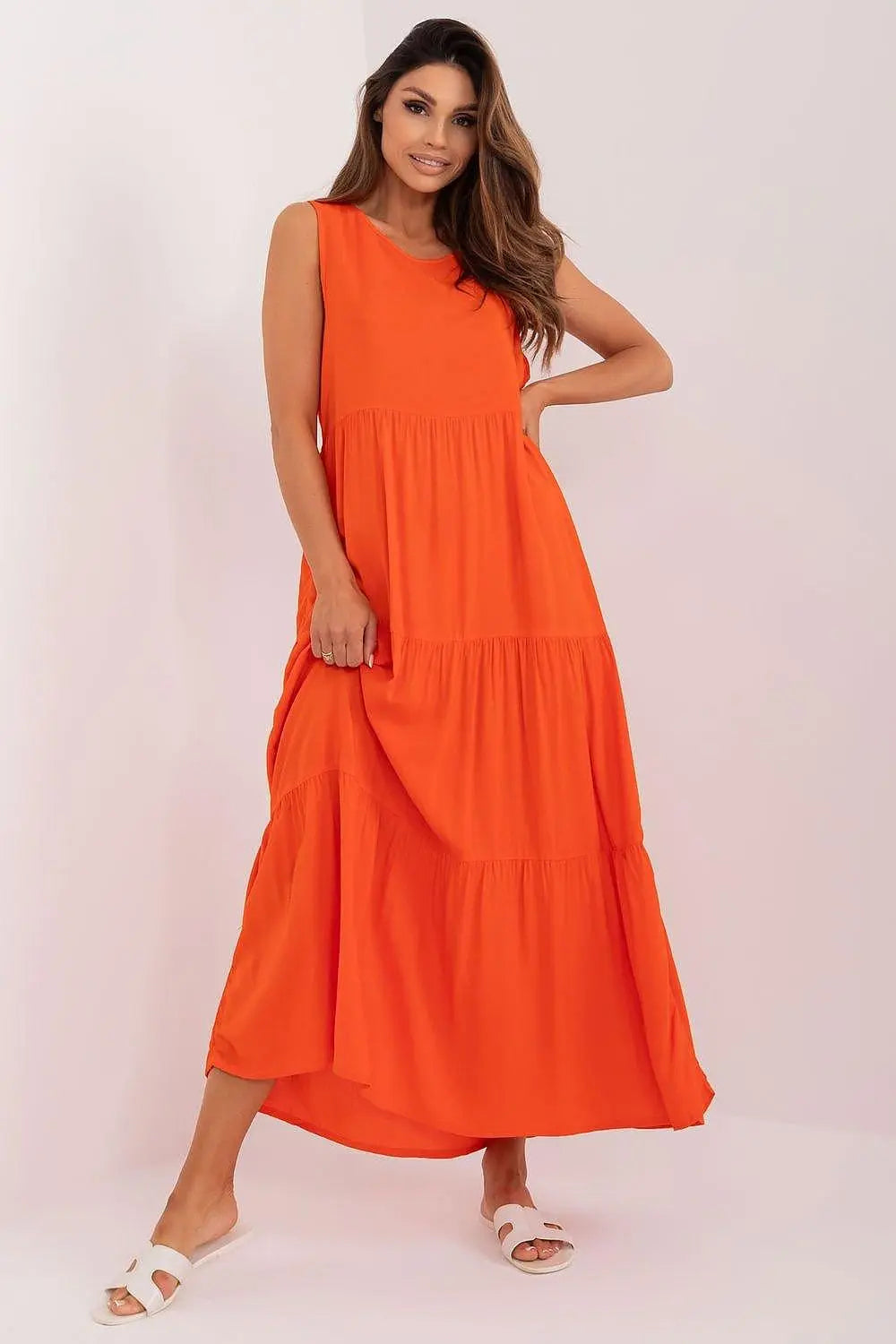 Sublevel summer lightness and style with our summer dress  Adomoo