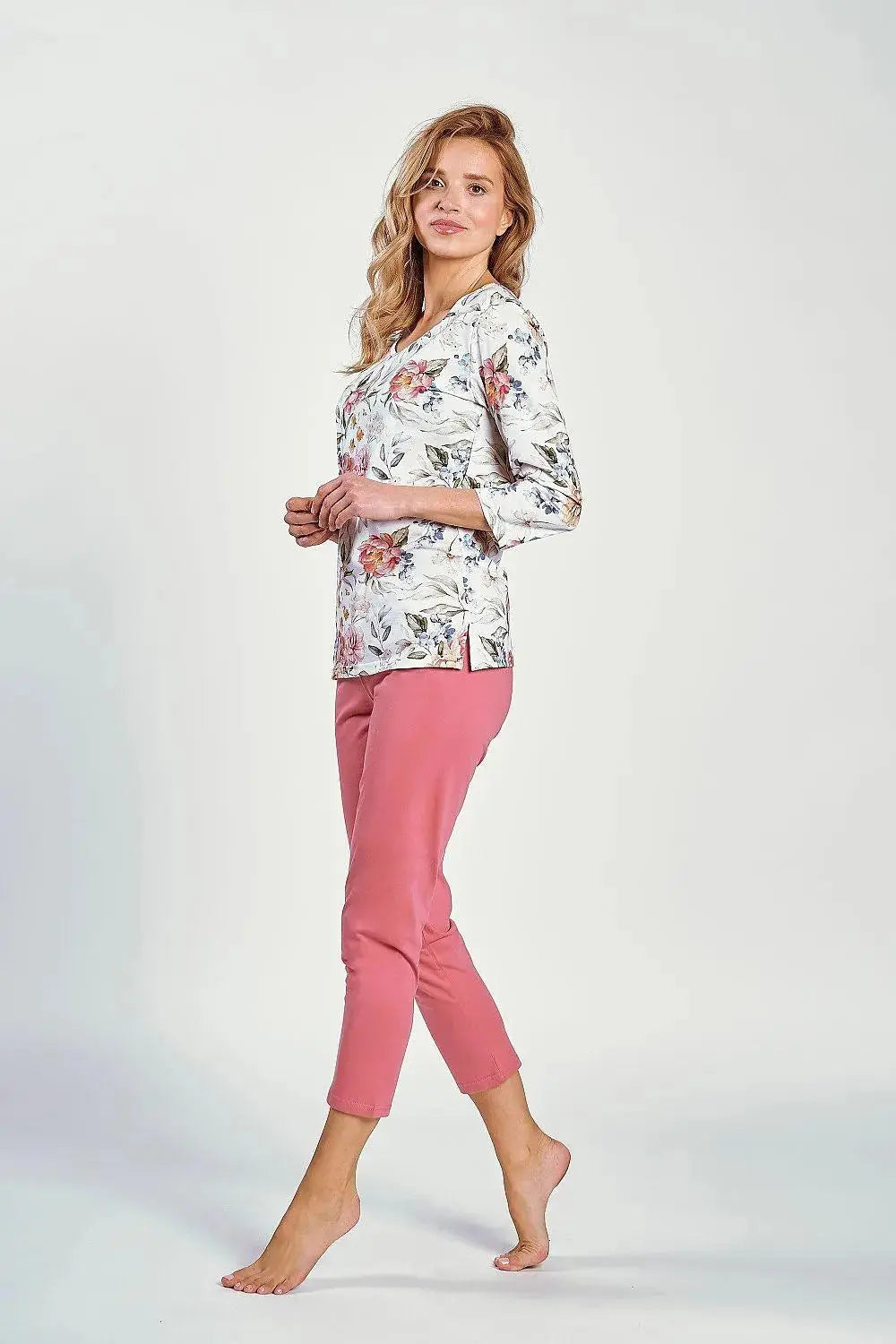 Taro sleeve blouse and 7/8-length pants womens pyjama  Adomoo