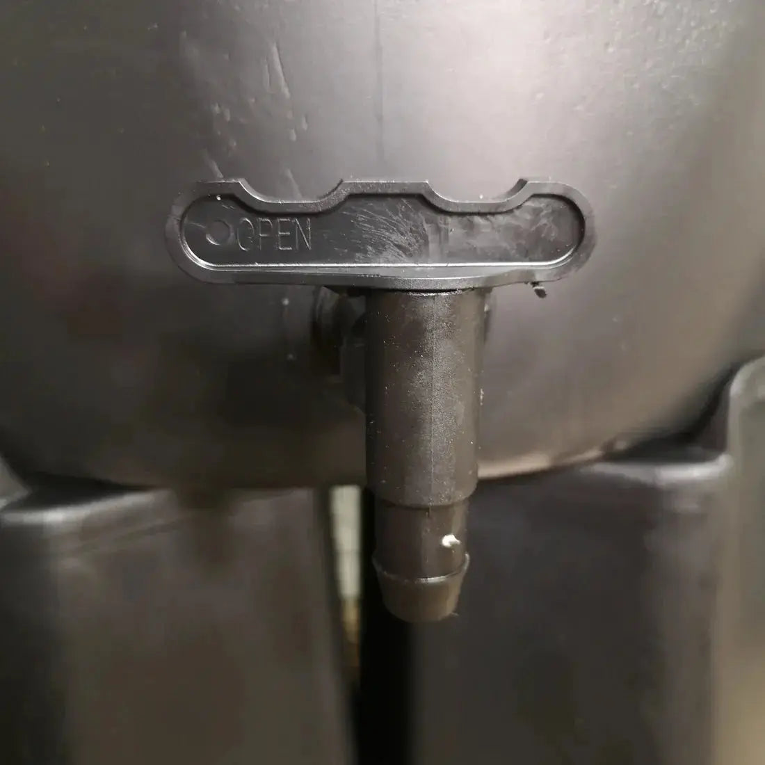 Ward Garden Water Butt Set with Tap  Adomoo