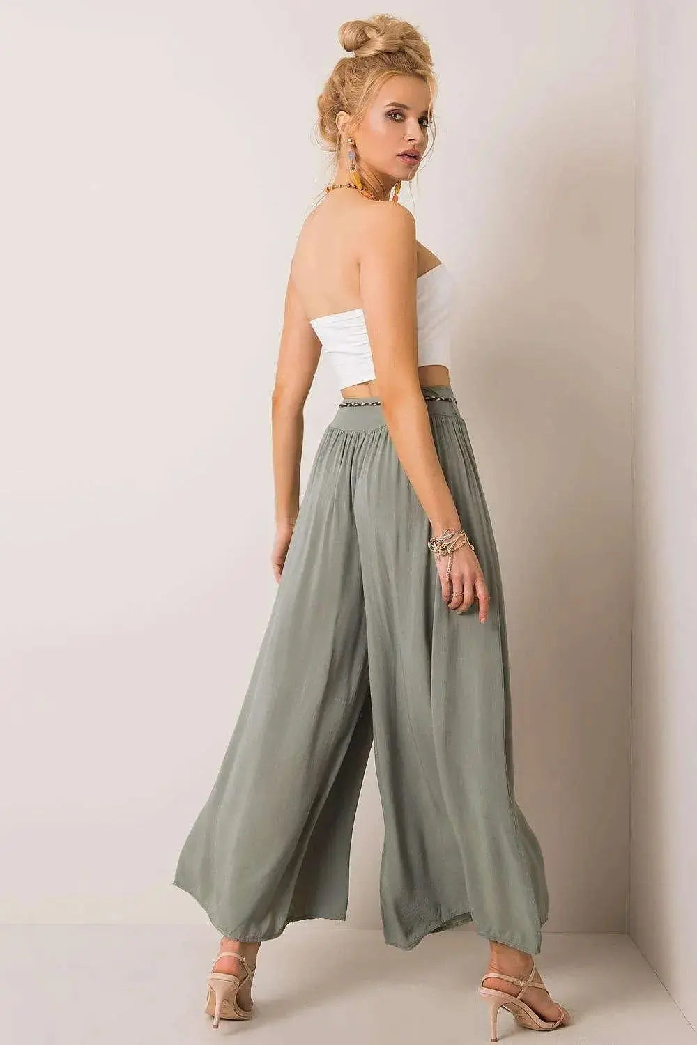 Women trousers model 196768 Och Bella  Adomoo