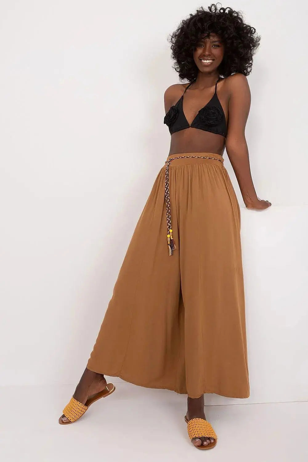Women trousers model 196768 Och Bella  Adomoo