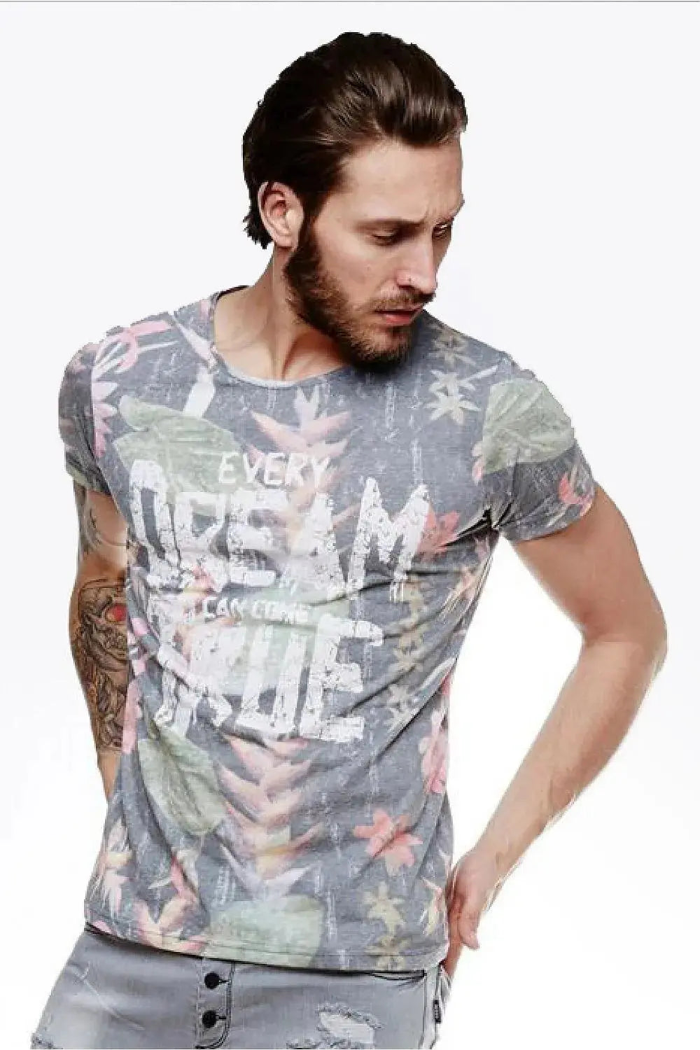 YourNewStyle Men's colourful t-shirt  Adomoo