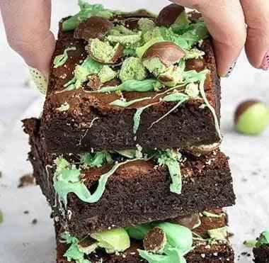 Aero Bubbles Peppermint Mint Chocolate Bag 80g (Case of 12)  Adomoo