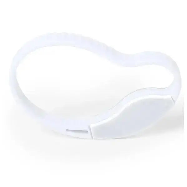 Magnetic Opener Magnetised Surface to Improve Attachment  Adomoo