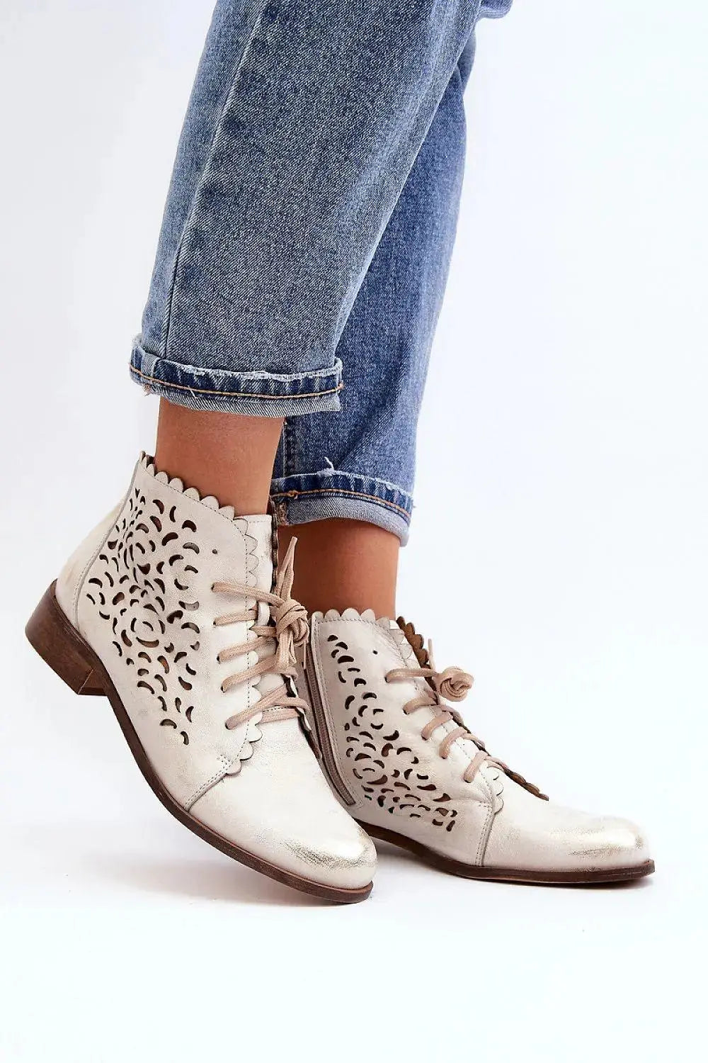 step in style natural high-quality leather women's boots  Adomoo