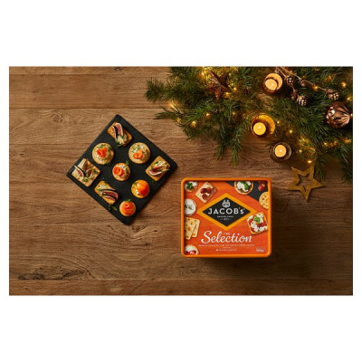 Jacob's The Selection 8 Cracker Varieties 900g (1 x 900g)