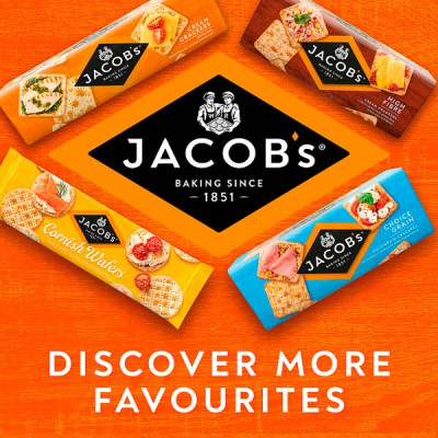 Jacob's The Selection 8 Cracker Varieties 900g (1 x 900g)