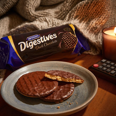 McVitie's Dark Chocolate Digestive Biscuits 266g (15 x 266g)