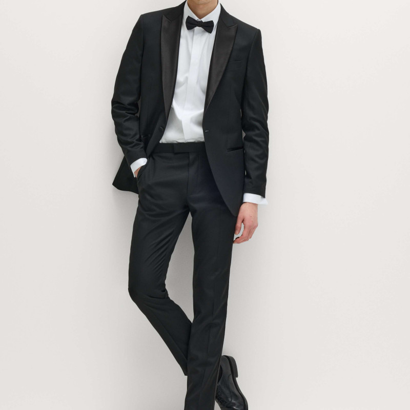 Regular Fit Cotton Dress Shirt with Bow Tie Regular Fit Cotton Dress Shirt with Bow Tie
