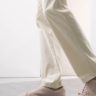 Regular Fit Super Lightweight Chinos