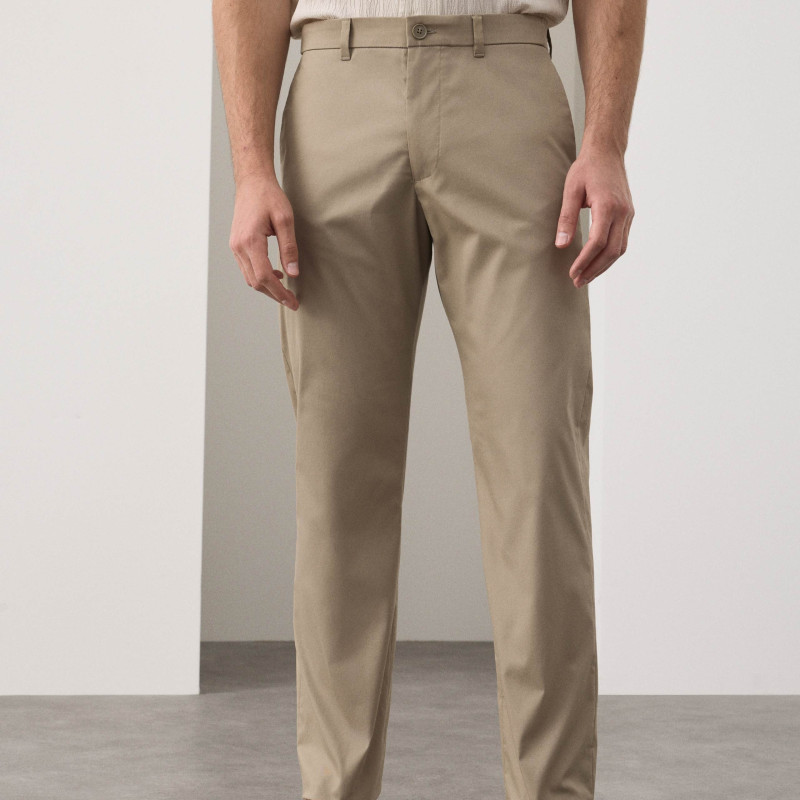 Regular Fit Super Lightweight Chinos