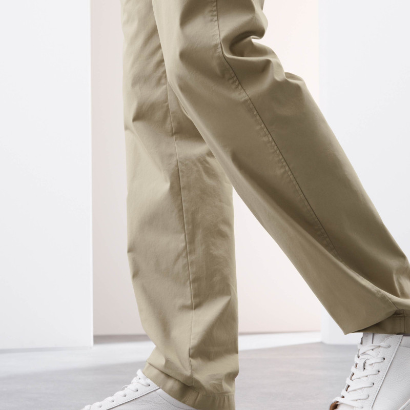 Regular Fit Super Lightweight Chinos