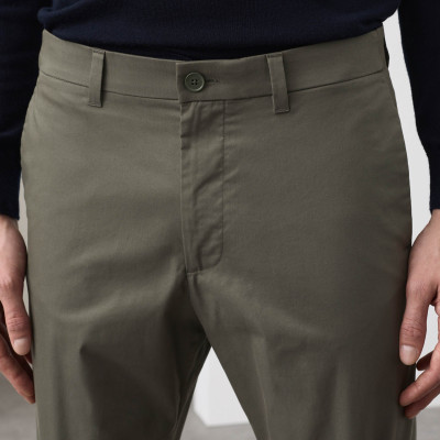Regular Fit Super Lightweight Chinos