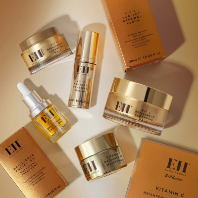 EH Vit C Brilliance Cleansing Balm with Dual Action Cleansing Cloth  100g