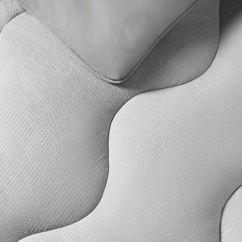 Seersucker 10.5 Tog Coverless Duvet Set