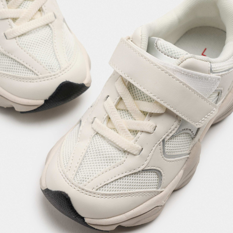Kids' Chunky Freshfeet™ Riptape Trainers (4 Small - 3 Large)