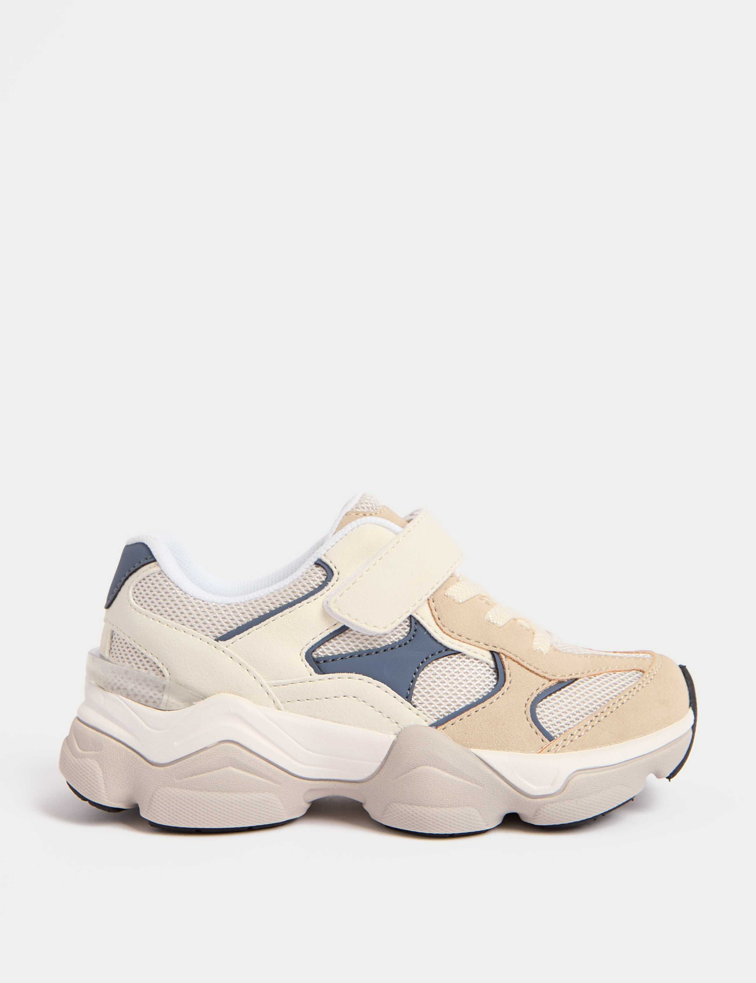 Kids' Chunky Freshfeet™ Riptape Trainers (4 Small - 3 Large)
